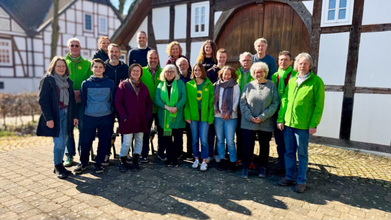 Gruppenfoto der Teilnehmenden